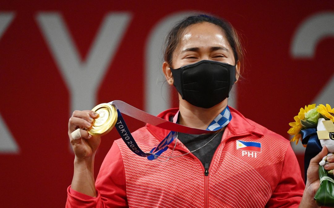 Hidilyn Diaz Wins First Philippines Gold Medal in Tokyo Olympics 2020